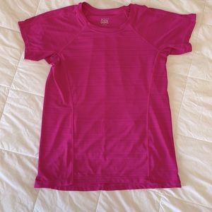 Athleta girl shirt